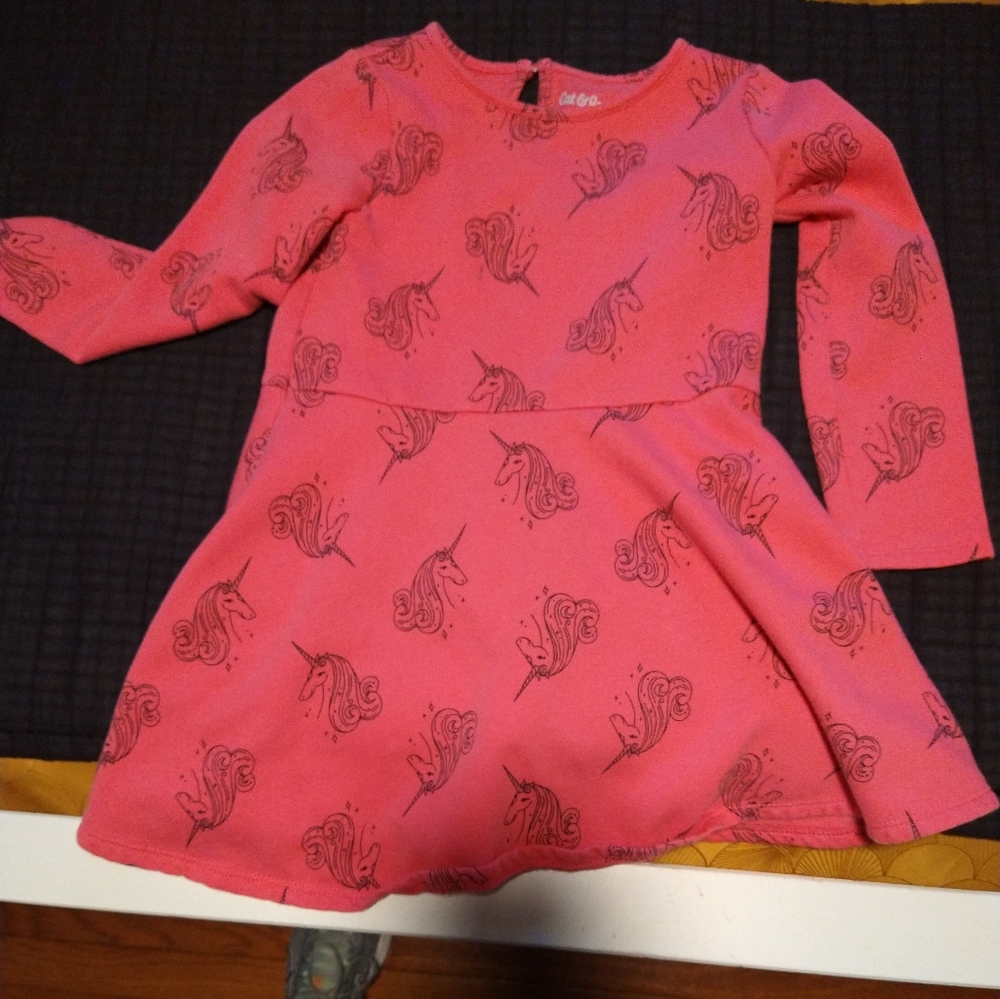 2 Girls Cat & Jack play condition dresses